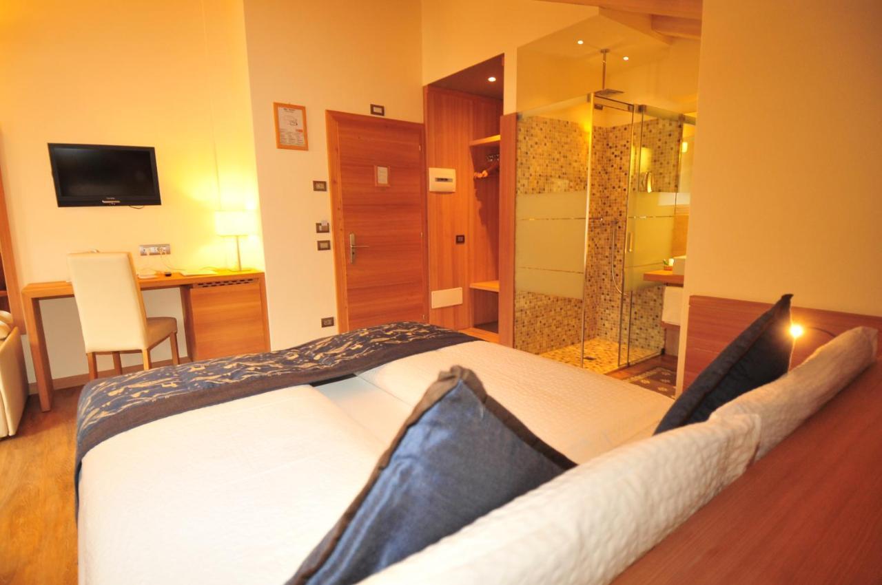 Hotel Bondi Ливиньо Екстериор снимка