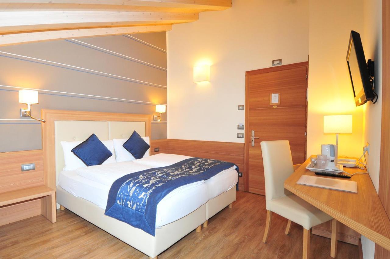 Hotel Bondi Ливиньо Екстериор снимка